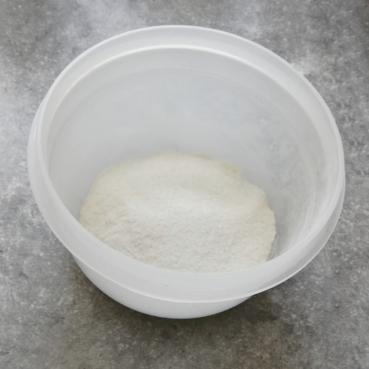 Container with blended mix